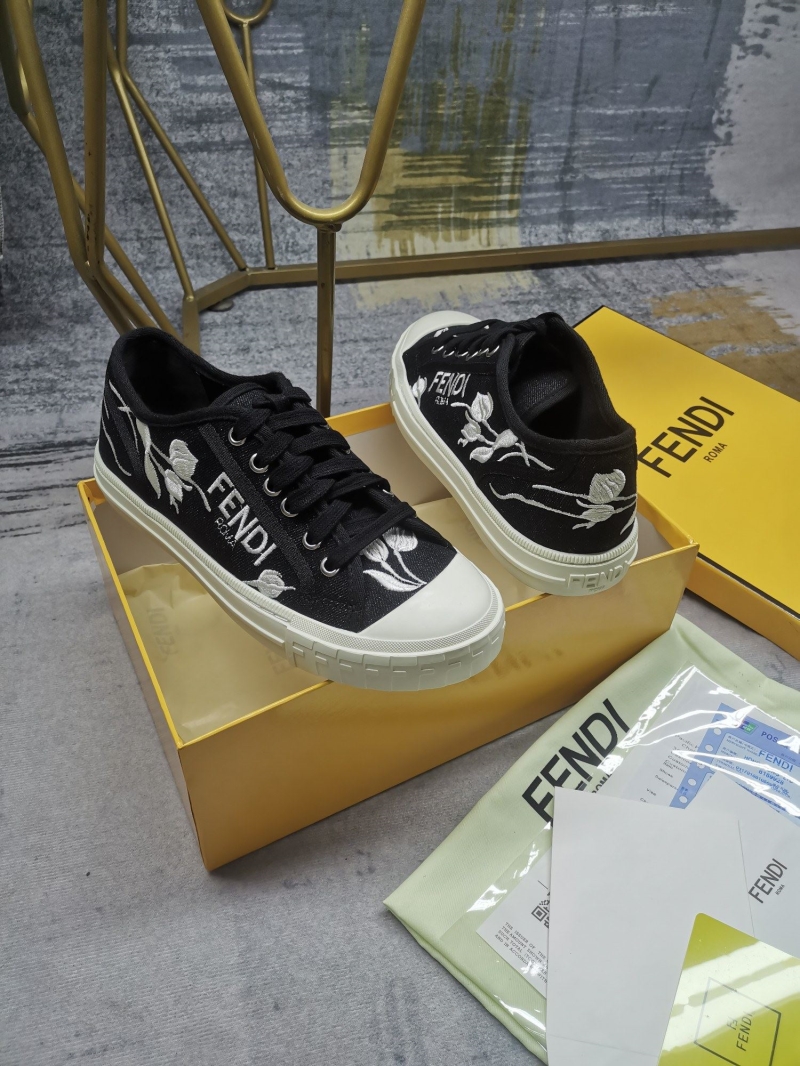 Fendi Casual Shoes